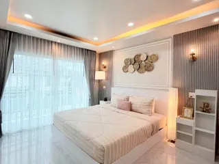 Villa en venta de 4 habitaciones en Bang Lamung, Chonburi