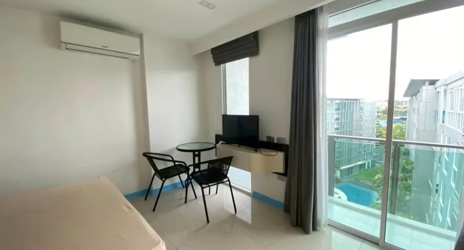For sale 1 bed condo in Bang Lamung, Chonburi