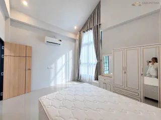 À vendre 3 chambres villa à Bang Lamung, Chonburi