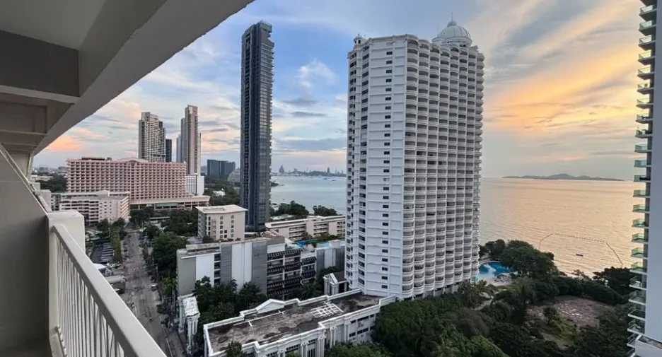 À vendre studio condo à Bang Lamung, Chonburi