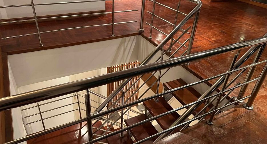 For sale 4 bedrooms condo in Suan Luang, Bangkok