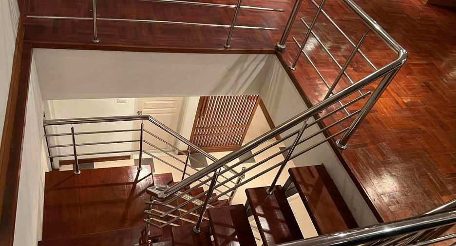 For sale 4 bedrooms condo in Suan Luang, Bangkok