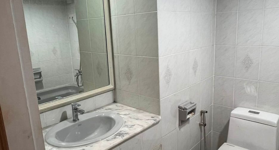 For sale 4 bedrooms condo in Suan Luang, Bangkok