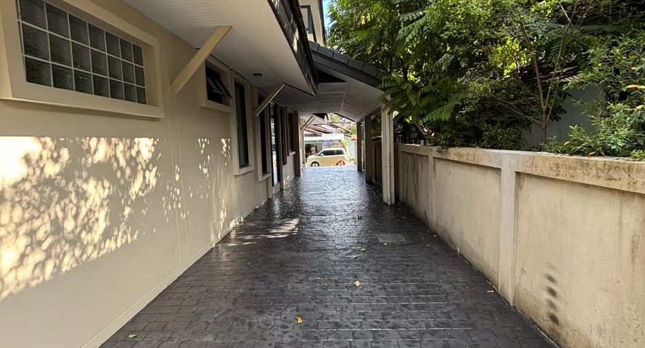 ขาย 5 ห้องนอน บ้านเดี่ยว ใน สารภี, เชียงใหม่