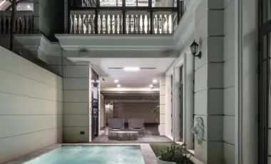 For rent 4 bedrooms house in Watthana, Bangkok