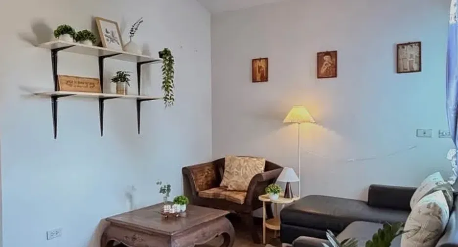 For rent 3 bedrooms house in San Kamphaeng, Chiang Mai