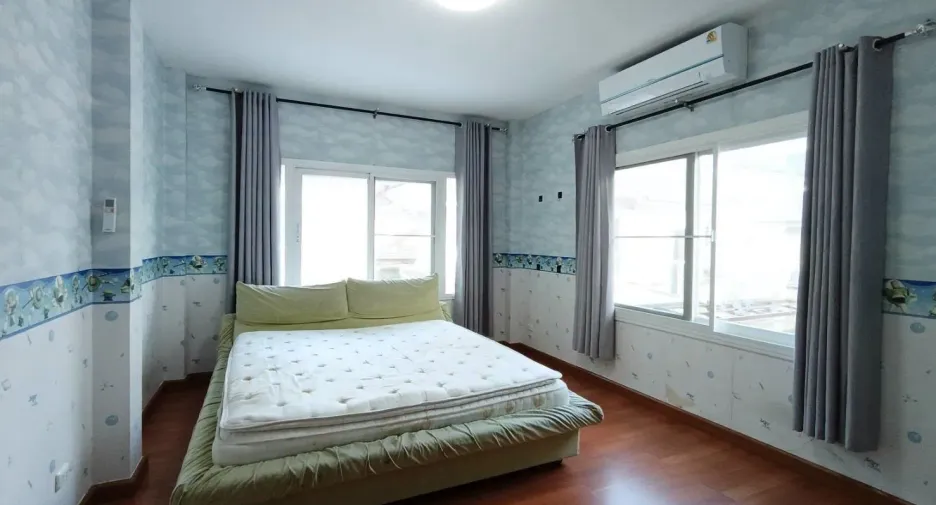 For sale 3 bedrooms house in Mueang Chon Buri, Chonburi