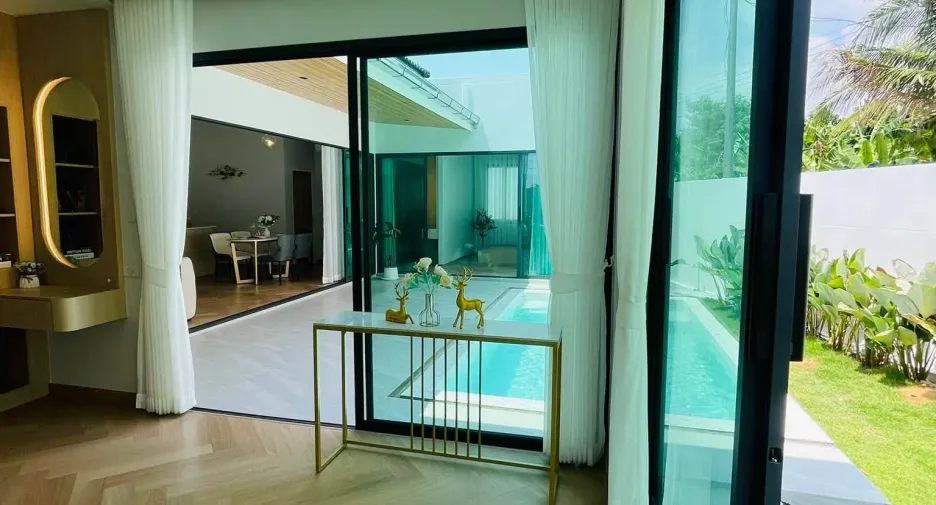 For rent 3 bedrooms villa in Mueang Rayong, Rayong