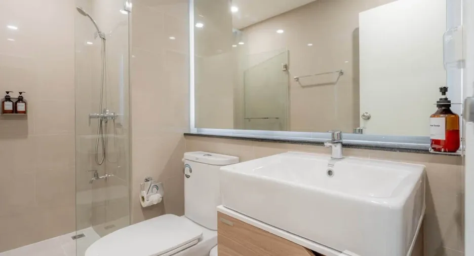 For rent 1 bed condo in Mueang Rayong, Rayong