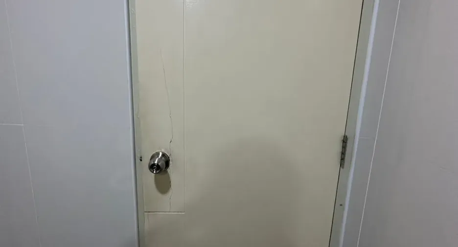 For rent 5 ベッドルーム townhouse in Pak Kret, Nonthaburi