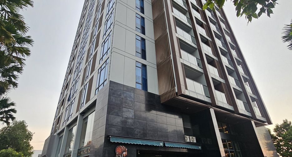 For sale 2 ベッドルーム condo in Bang Lamung, Chonburi