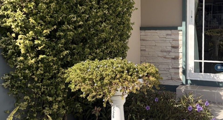 For rent 2 bedrooms townhouse in San Sai, Chiang Mai