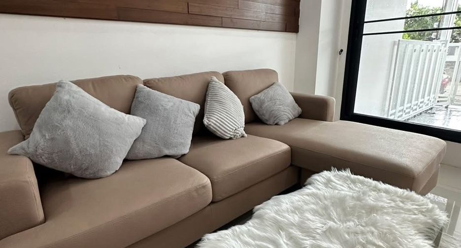 For rent 2 bedrooms house in San Sai, Chiang Mai