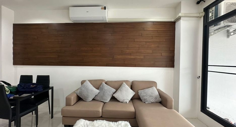 For rent 2 bedrooms house in San Sai, Chiang Mai