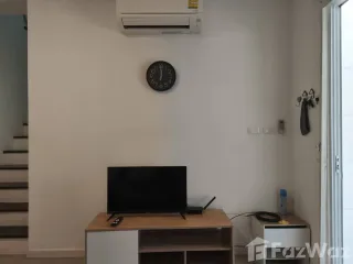 For rent 4 bedrooms house in Mueang Chiang Mai, Chiang Mai