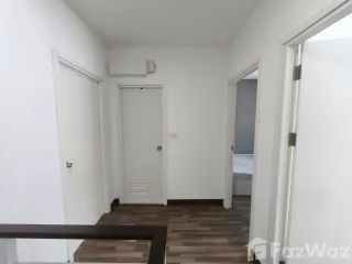 For rent 4 bedrooms house in Mueang Chiang Mai, Chiang Mai