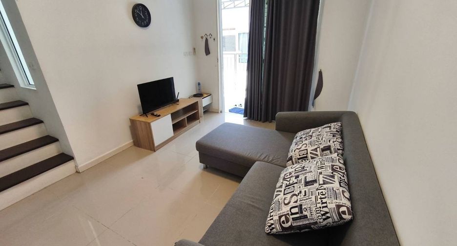 For rent 4 bedrooms house in Mueang Chiang Mai, Chiang Mai