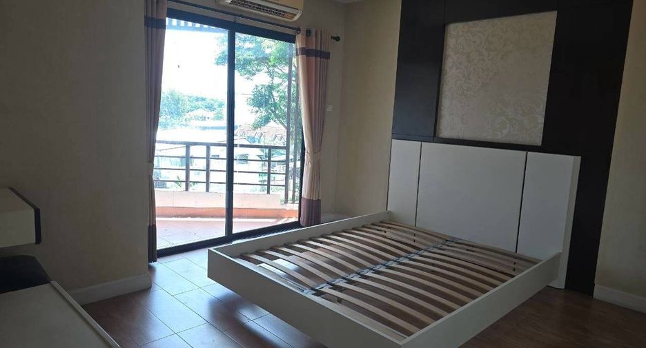 For sale 2 bedrooms condo in Mueang Chiang Mai, Chiang Mai