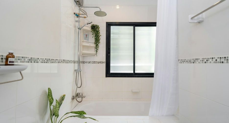 Casa en alquiler de 3 habitaciones en Thalang, Phuket