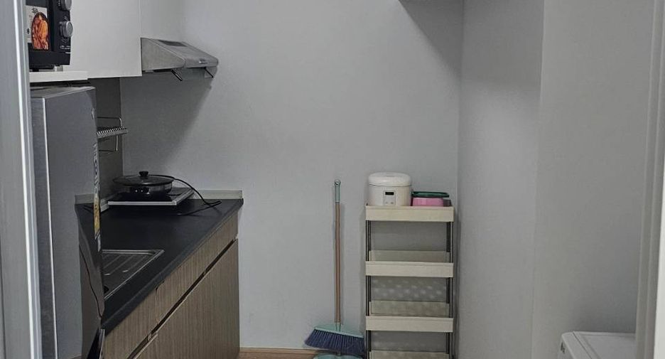 For rent and for sale 2 bedrooms condo in Huai Khwang, Bangkok