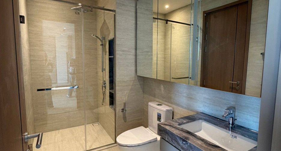 For sale 2 bedrooms condo in Phaya Thai, Bangkok
