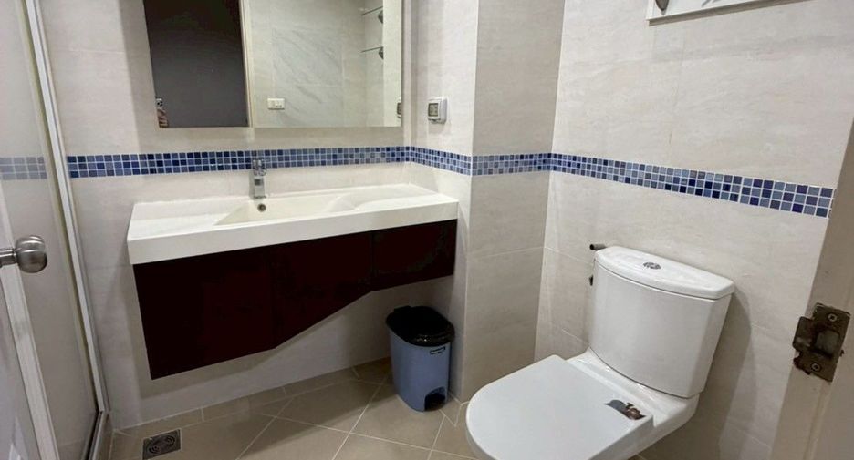 Condo en alquiler de 1 habitaciones en Khlong Toei, Bangkok