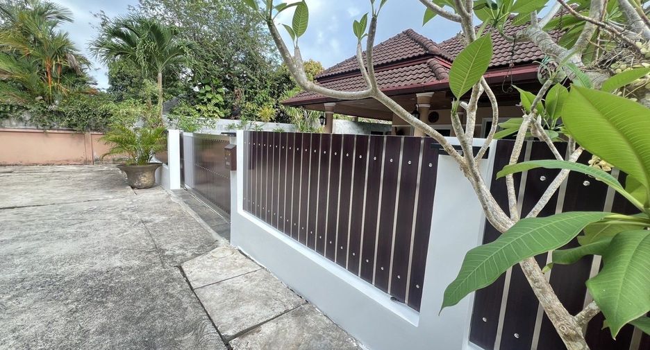For rent 4 bedrooms house in Mueang Phuket, Phuket