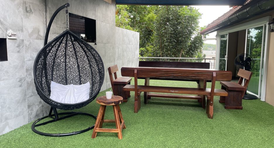 For rent 4 bedrooms house in Mueang Phuket, Phuket