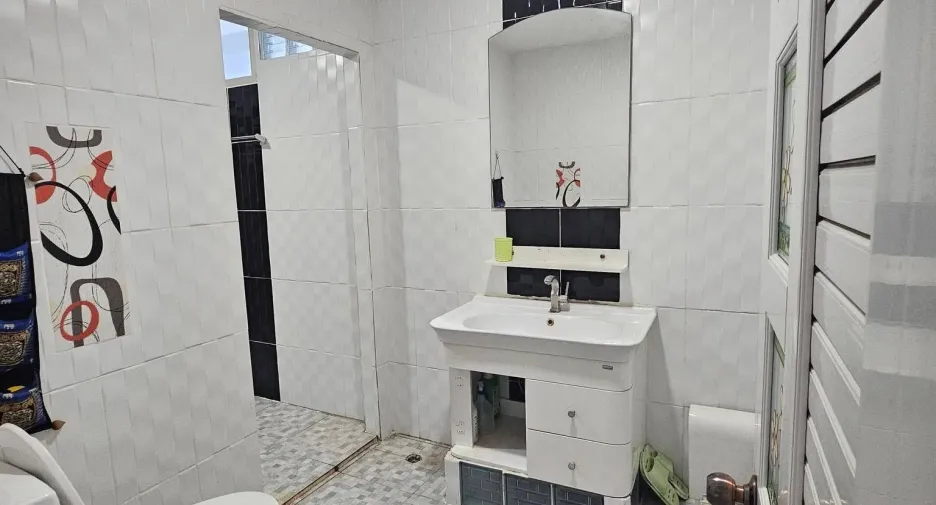 For sale and for rent 4 bedrooms house in Mae Rim, Chiang Mai