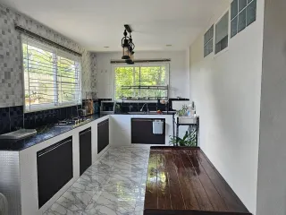 For sale and for rent 4 bedrooms house in Mae Rim, Chiang Mai