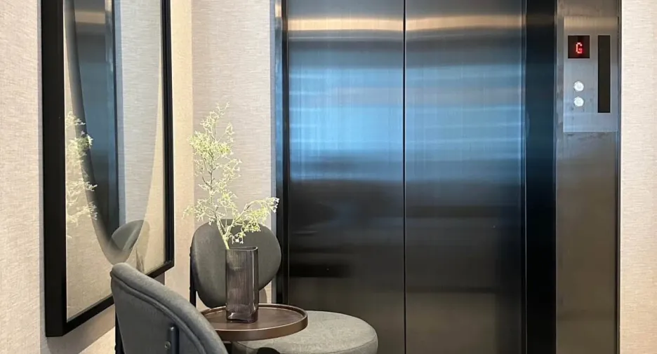 For sale 2 bedrooms condo in Khlong Toei, Bangkok