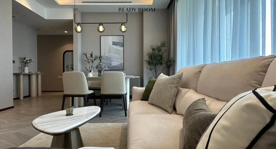 For sale 2 bedrooms condo in Khlong Toei, Bangkok