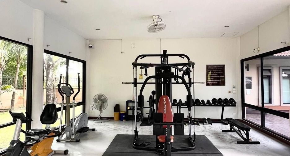 For rent 3 bedrooms house in San Kamphaeng, Chiang Mai