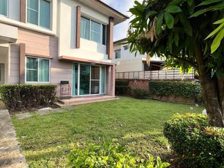 For rent 3 bedrooms house in San Kamphaeng, Chiang Mai