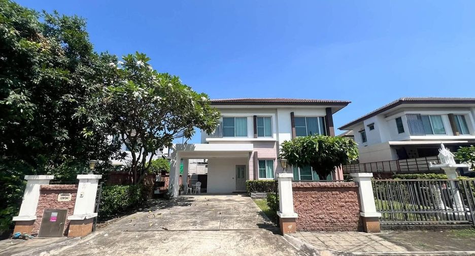 For rent 3 bedrooms house in San Kamphaeng, Chiang Mai