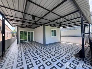 For sale 3 bedrooms house in Mueang Chiang Mai, Chiang Mai