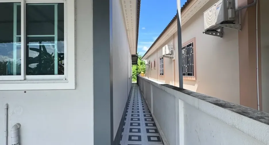For sale 3 bedrooms house in Mueang Chiang Mai, Chiang Mai