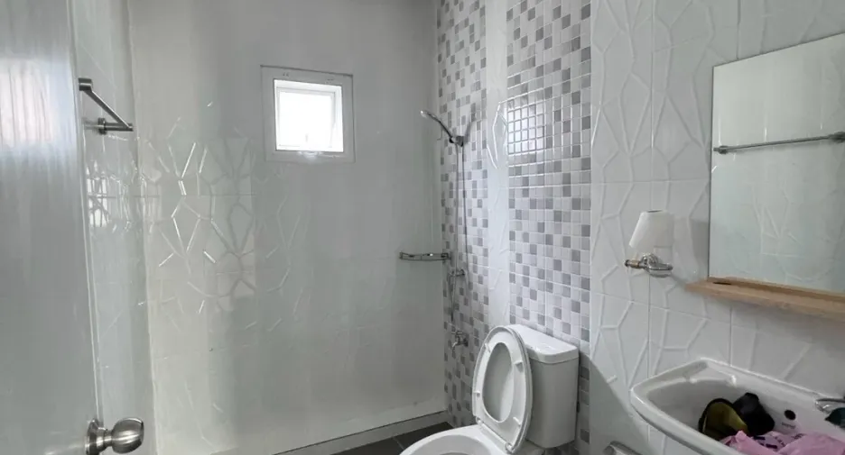 For sale 3 bedrooms house in Mueang Chiang Mai, Chiang Mai