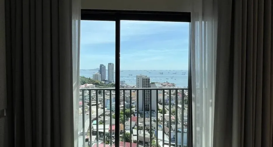For sale 2 bedrooms condo in Si Racha, Chonburi