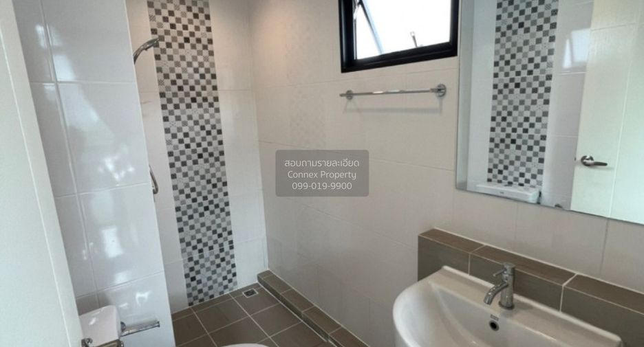 Casa adosada en venta de 4 habitaciones en Bang Bua Thong, Nonthaburi