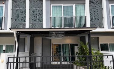 For sale 3 bedrooms townhouse in Thalang, Phuket