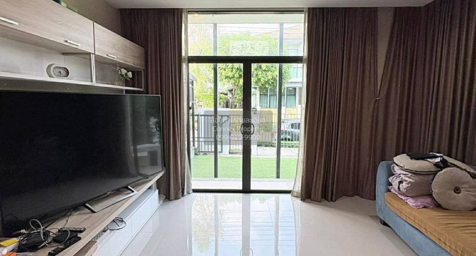 Casa en venta de 3 habitaciones en Pak Kret, Nonthaburi