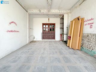 For sale 2 bedrooms townhouse in Bang Kapi, Bangkok