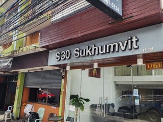 For sale 26 bedrooms retail Space in Khlong Toei, Bangkok