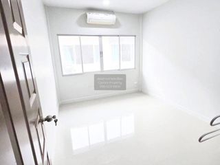 À vendre 3 chambres maison de ville à Mueang Phuket, Phuket