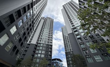 For sale 1 bed condo in Bangkok Noi, Bangkok