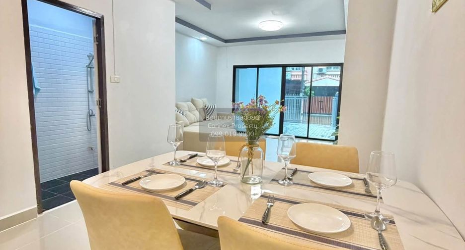 For sale 2 bedrooms townhouse in Mueang Nonthaburi, Nonthaburi