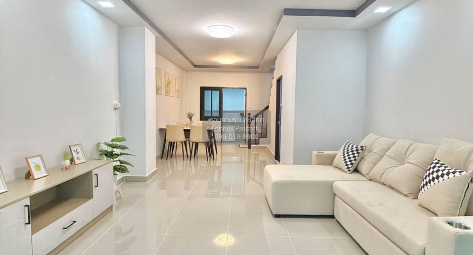 For sale 2 bedrooms townhouse in Mueang Nonthaburi, Nonthaburi
