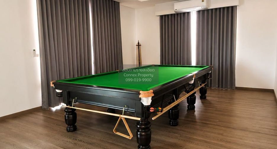 For sale 6 bedrooms house in Lat Phrao, Bangkok