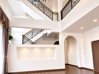 For sale 6 bedrooms house in Lat Phrao, Bangkok